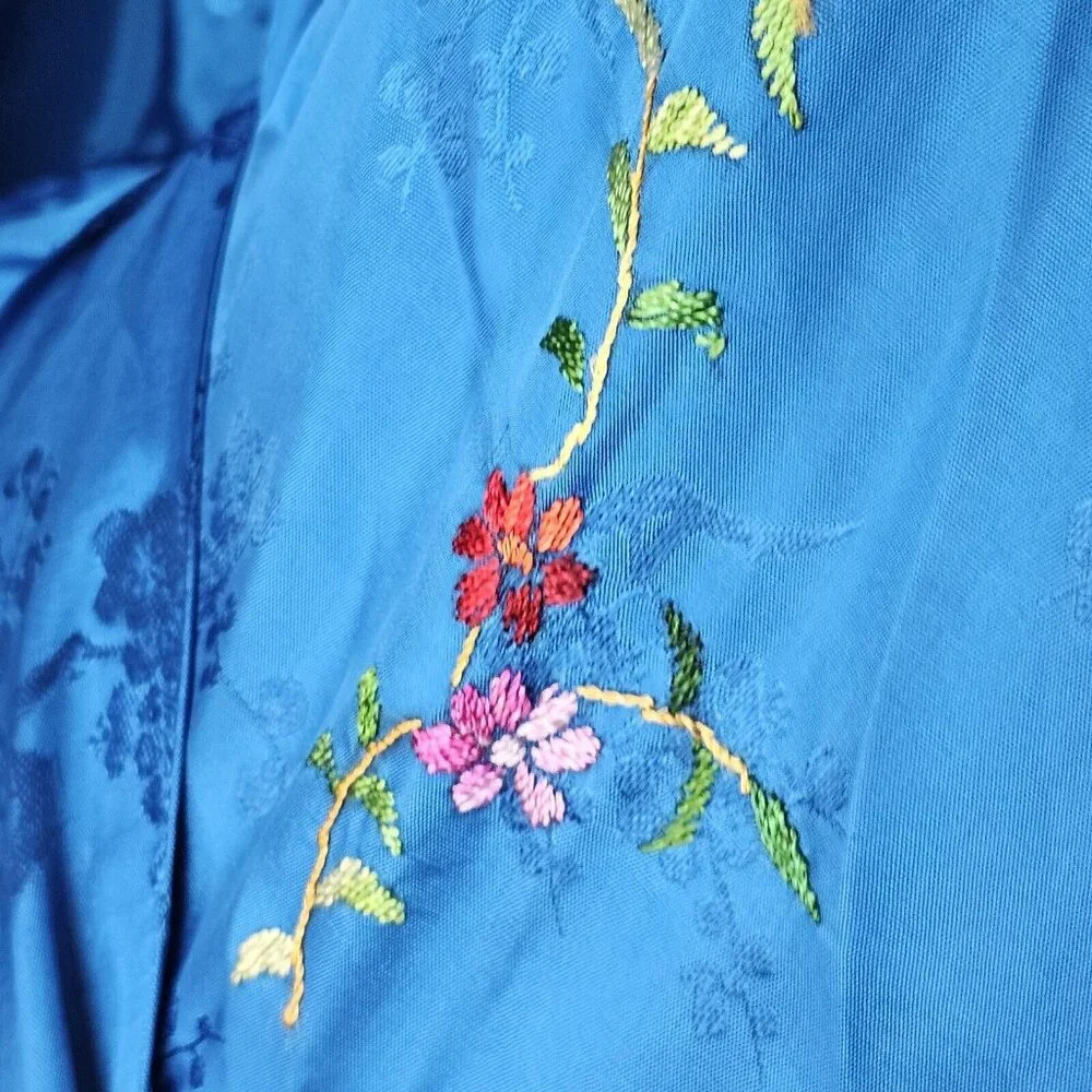 Vintage Chinese Kimono Robe‎ M Satin Blue Embroidered Flowers Bird Bed Jacket